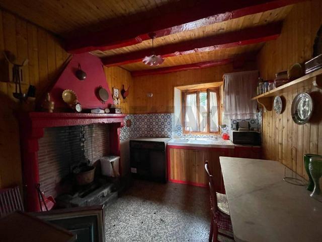 Casa indipendente in vendita a Bagni di Lucca LU
