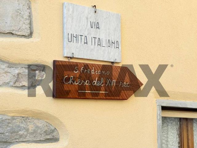 Casa indipendente in vendita a Bagni di Lucca LU