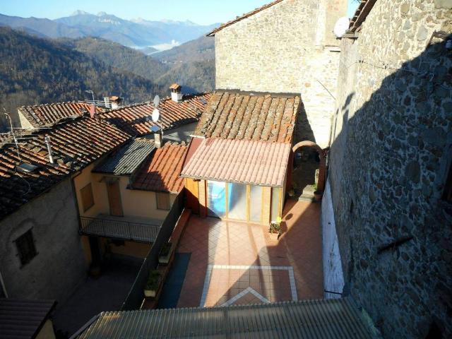 Casa indipendente in vendita a Bagni di Lucca LU