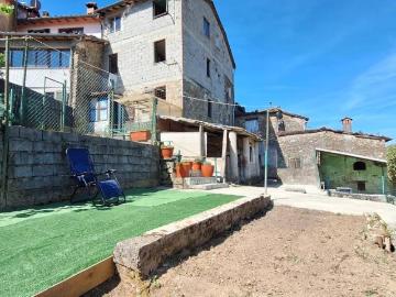 Casa indipendente in vendita a Bagni di Lucca LU