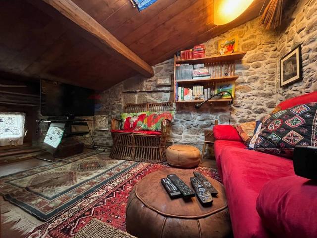 Casa indipendente in vendita a Bagni di Lucca LU