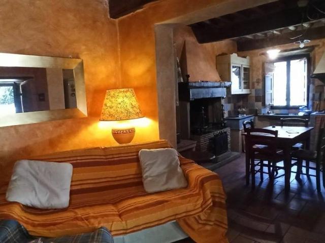 Casa indipendente in vendita a Bagni di Lucca LU