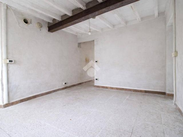 Casa indipendente in vendita a Baiso RE