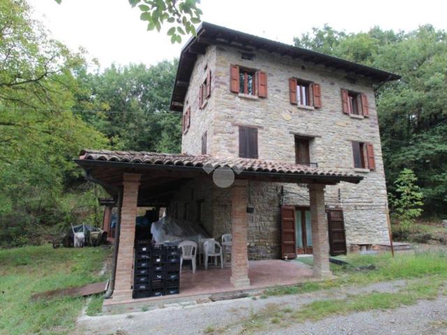 Casa indipendente in vendita a Baiso RE