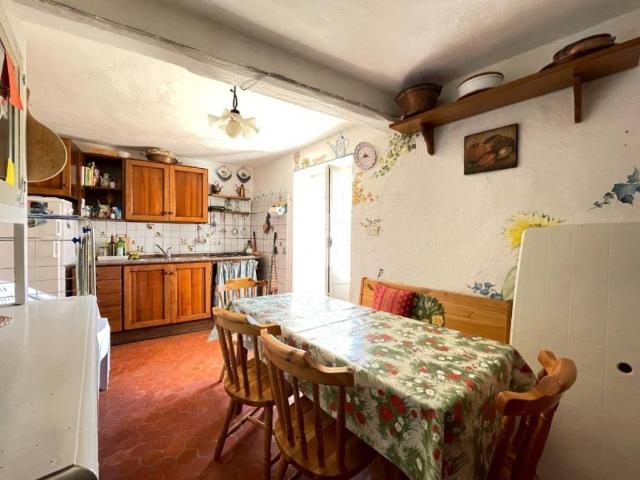 Casa indipendente in vendita a Bajardo IM
