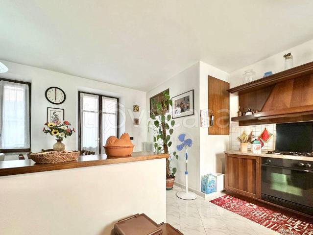 Casa indipendente in vendita a Balangero via Sant'Anna, 36