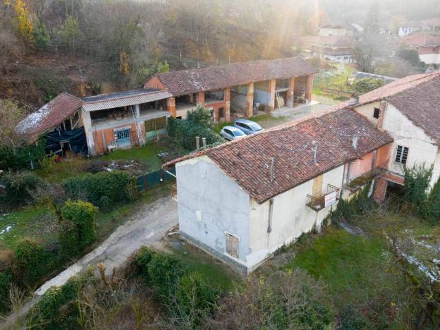 Casa indipendente in vendita a Baldissero d'Alba CN