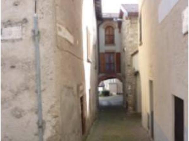Casa indipendente in vendita a Ballabio LC
