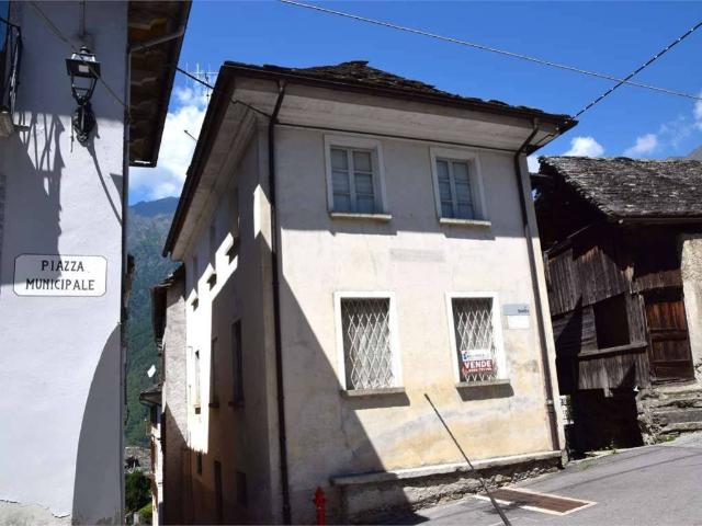 Casa indipendente in vendita a Bannio Anzino VB
