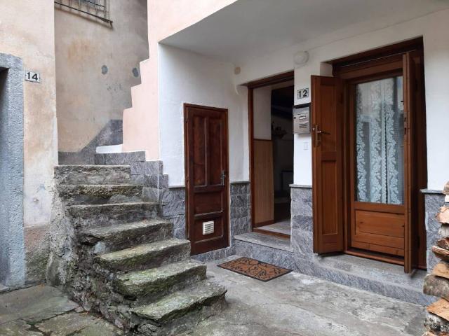 Casa indipendente in vendita a Bannio Anzino VB