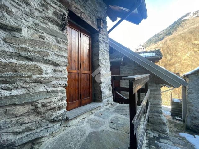 Casa indipendente in vendita a Bannio Anzino VB