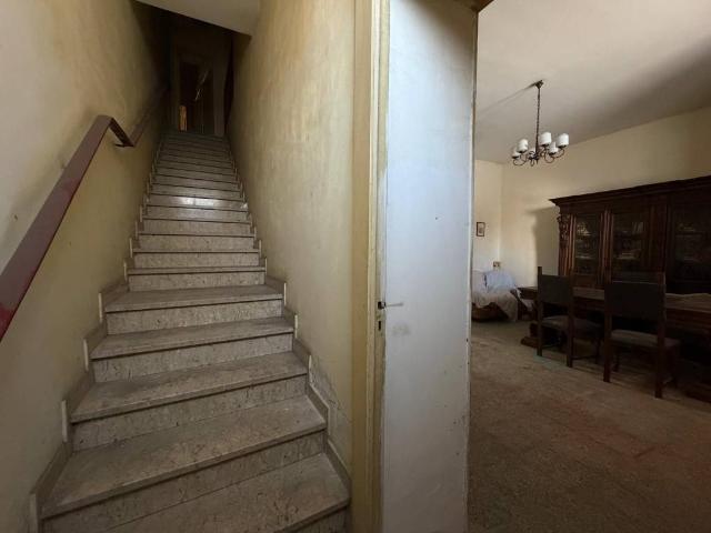 Casa indipendente in vendita a Barcellona Pozzo di Gotto ME