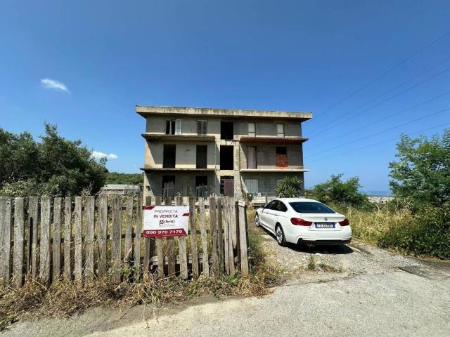 Casa indipendente in vendita a Barcellona Pozzo di Gotto ME