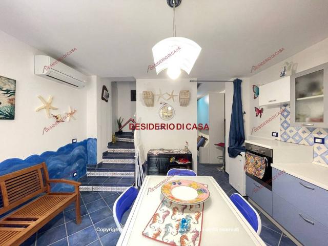 Casa indipendente in vendita a Barcellona Pozzo di Gotto ME