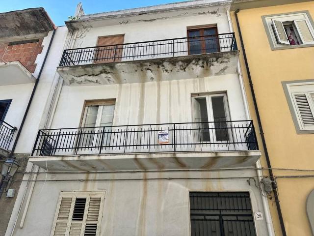 Casa indipendente in vendita a Barcellona Pozzo di Gotto ME