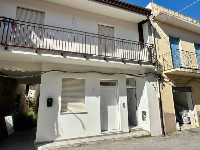 Casa indipendente in vendita a Barcellona Pozzo di Gotto ME