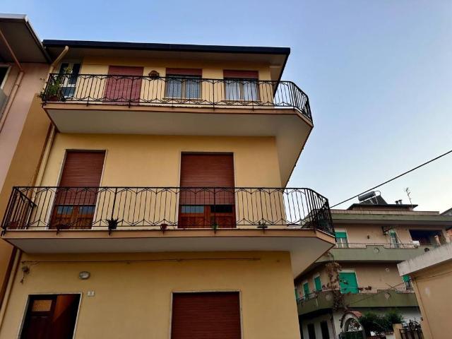 Casa indipendente in vendita a Barcellona Pozzo di Gotto ME