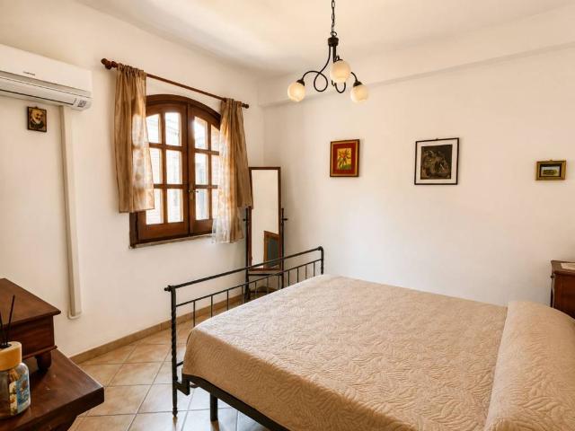Casa indipendente in vendita a Barcellona Pozzo di Gotto ME