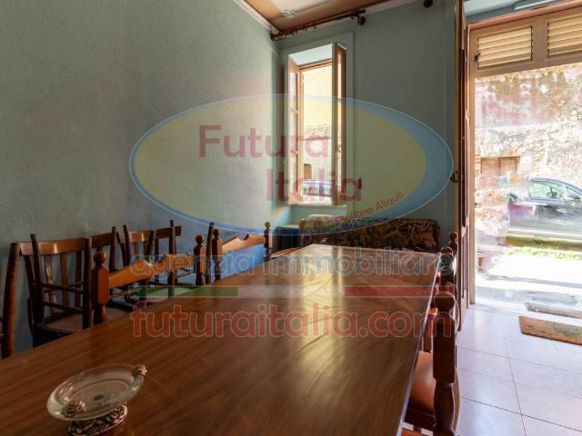 Casa indipendente in vendita a Barcellona Pozzo di Gotto ME