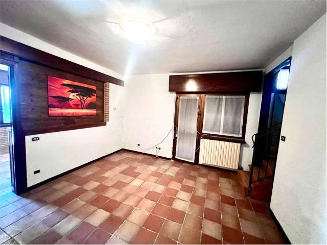 Casa indipendente in vendita a Barbata BG