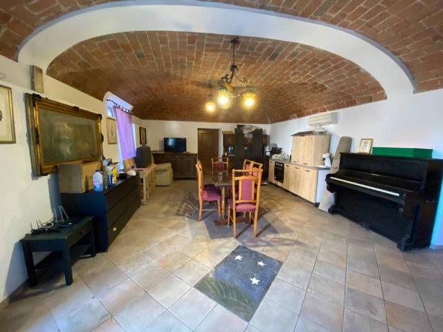 Casa indipendente in vendita a Barbaresco CN