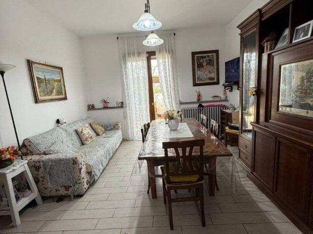 Casa indipendente in vendita a Barberino di Mugello FI