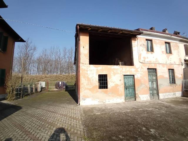 Casa indipendente in vendita a Barbianello PV