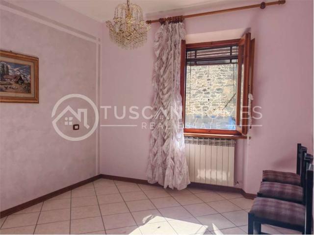 Casa indipendente in vendita a Barga LU