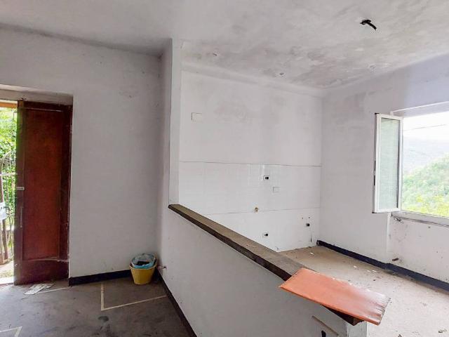 Casa indipendente in vendita a Bargagli GE