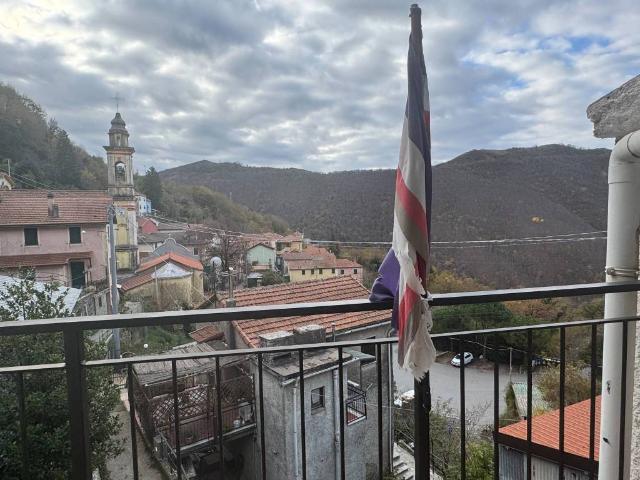 Casa indipendente in vendita a Bargagli GE
