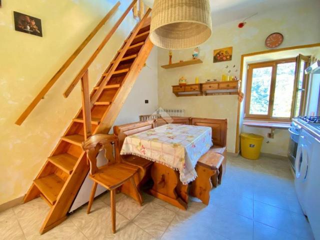 Casa indipendente in vendita a Bargagli GE