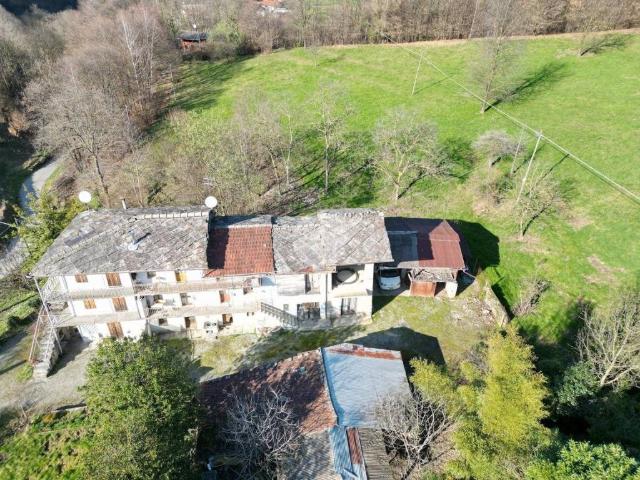 Casa indipendente in vendita a Barge CN