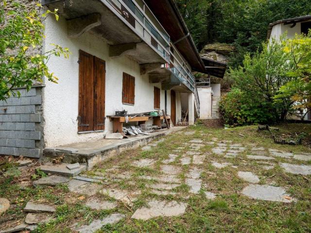 Casa indipendente in vendita a Barge CN