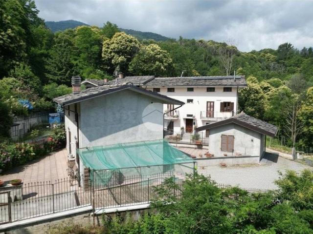 Casa indipendente in vendita a Barge CN