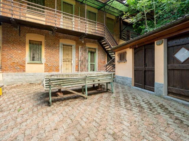 Casa indipendente in vendita a Barge CN