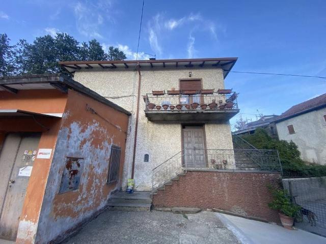 Casa indipendente in vendita a Bardi PR