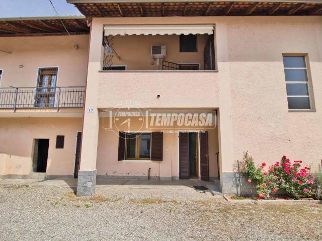 Casa indipendente in vendita a Barengo NO