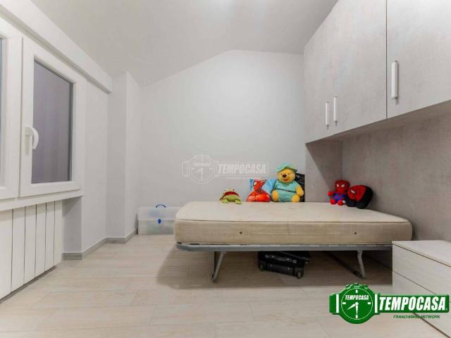 Casa indipendente in vendita a Bareggio MI