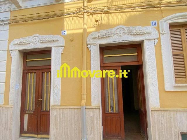 Casa indipendente in vendita a Bari