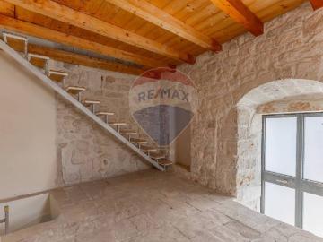 Casa indipendente in vendita a Bari BA