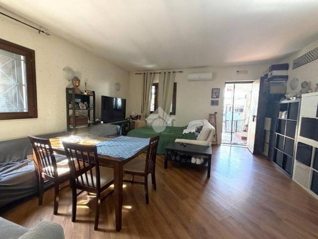 Casa indipendente in vendita a Bari BA