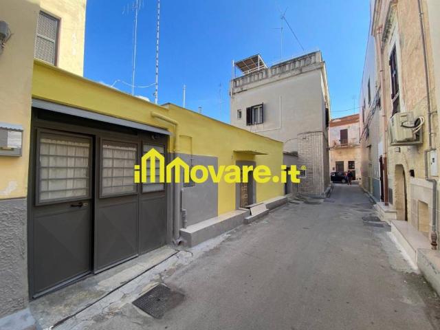 Casa indipendente in vendita a Bari BA