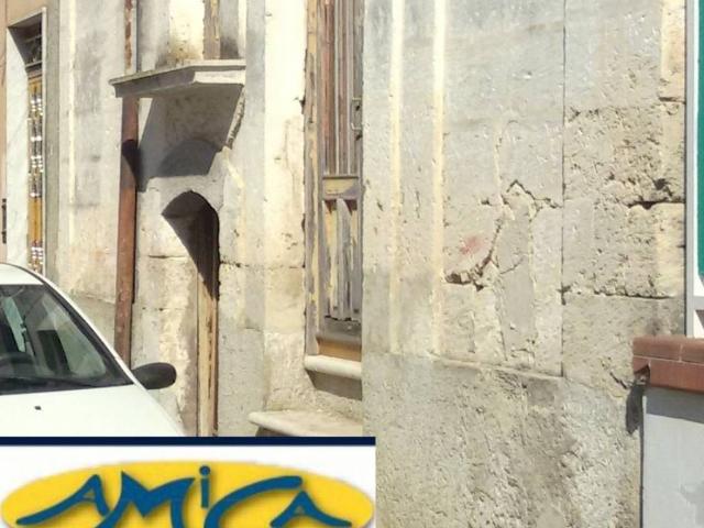 Casa indipendente in vendita a Bari BA