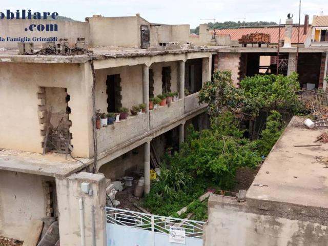 Casa indipendente in vendita a Bari Sardo OG