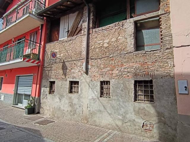 Casa indipendente in vendita a Bariano BG