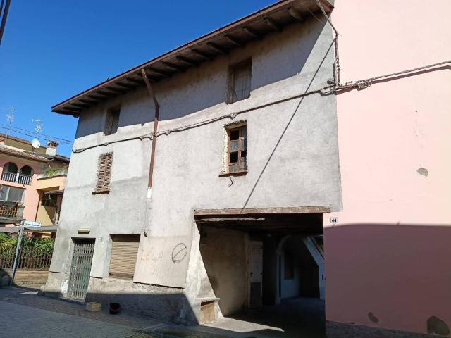 Casa indipendente in vendita a Bariano BG