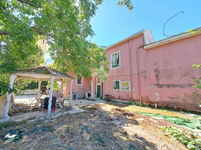 Casa indipendente in vendita a Baronissi SA