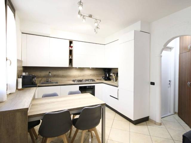 Casa indipendente in vendita a Barlassina MB