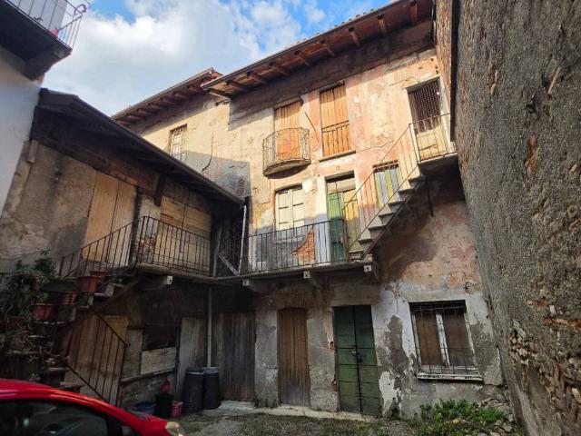Casa indipendente in vendita a Barlassina MB