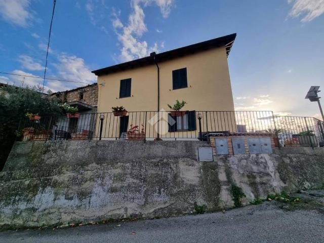 Villetta a schiera in vendita a Basciano TE